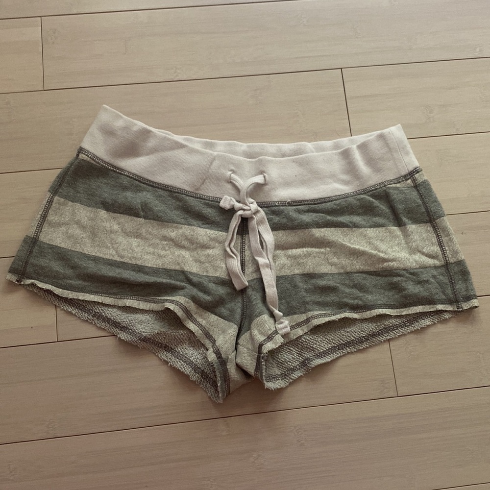 Victorias Secret PINK Stripe Shorts Size S